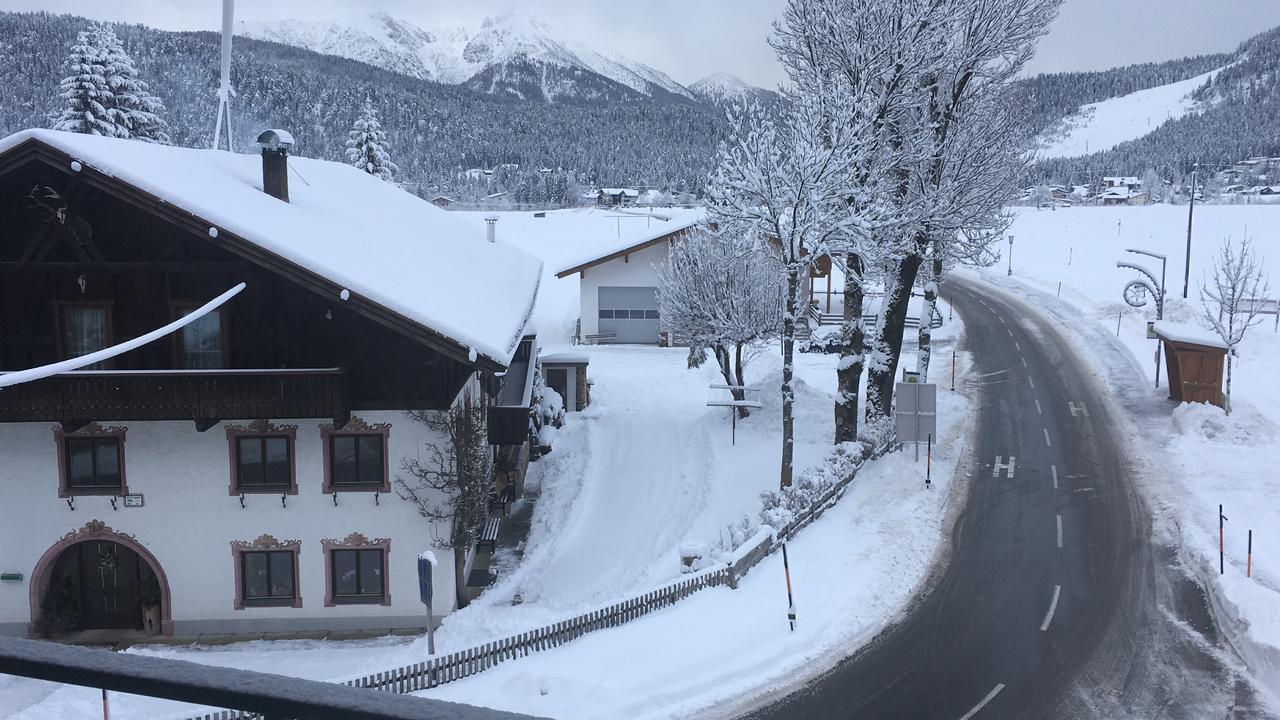 Hostel Weisses Roessl Leutasch Exteriér fotografie